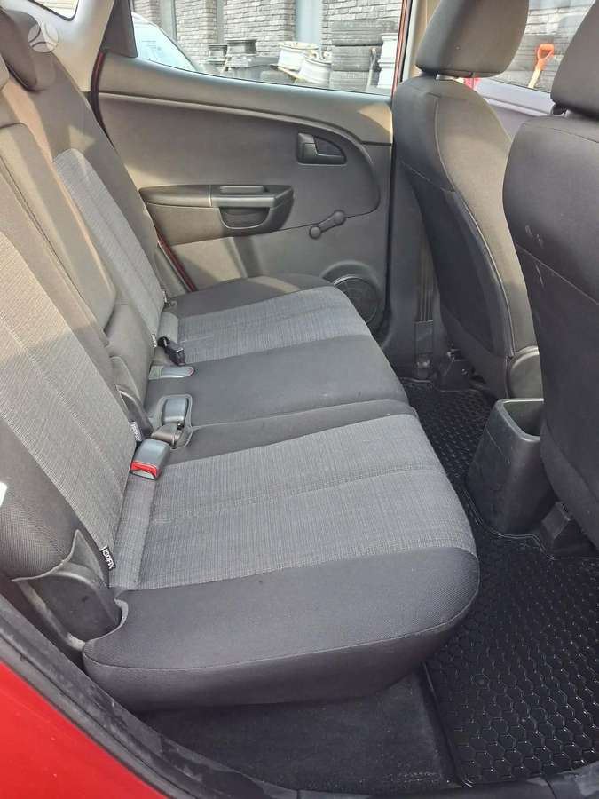 Kia Venga, 1.4 l., Хэтчбек