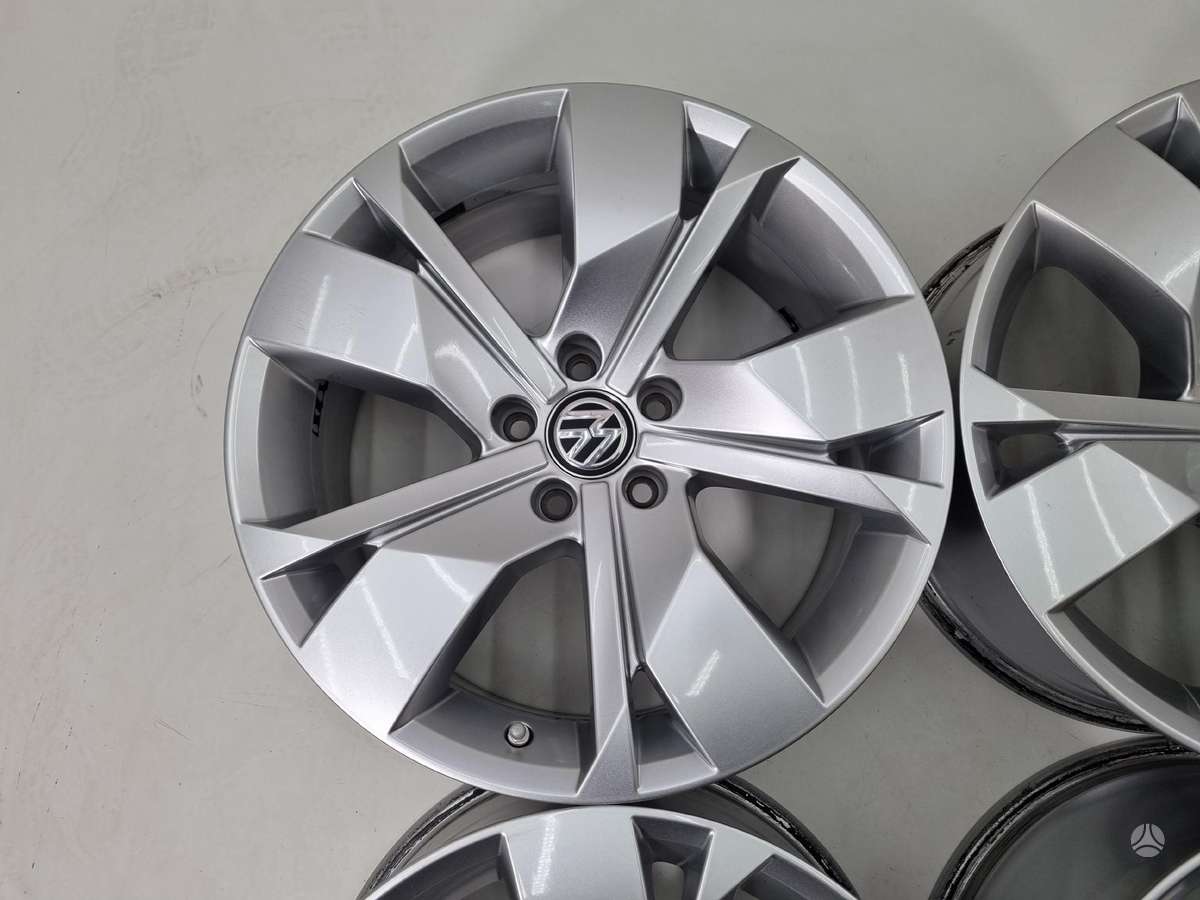 Volkswagen Touareg, light alloy, R18