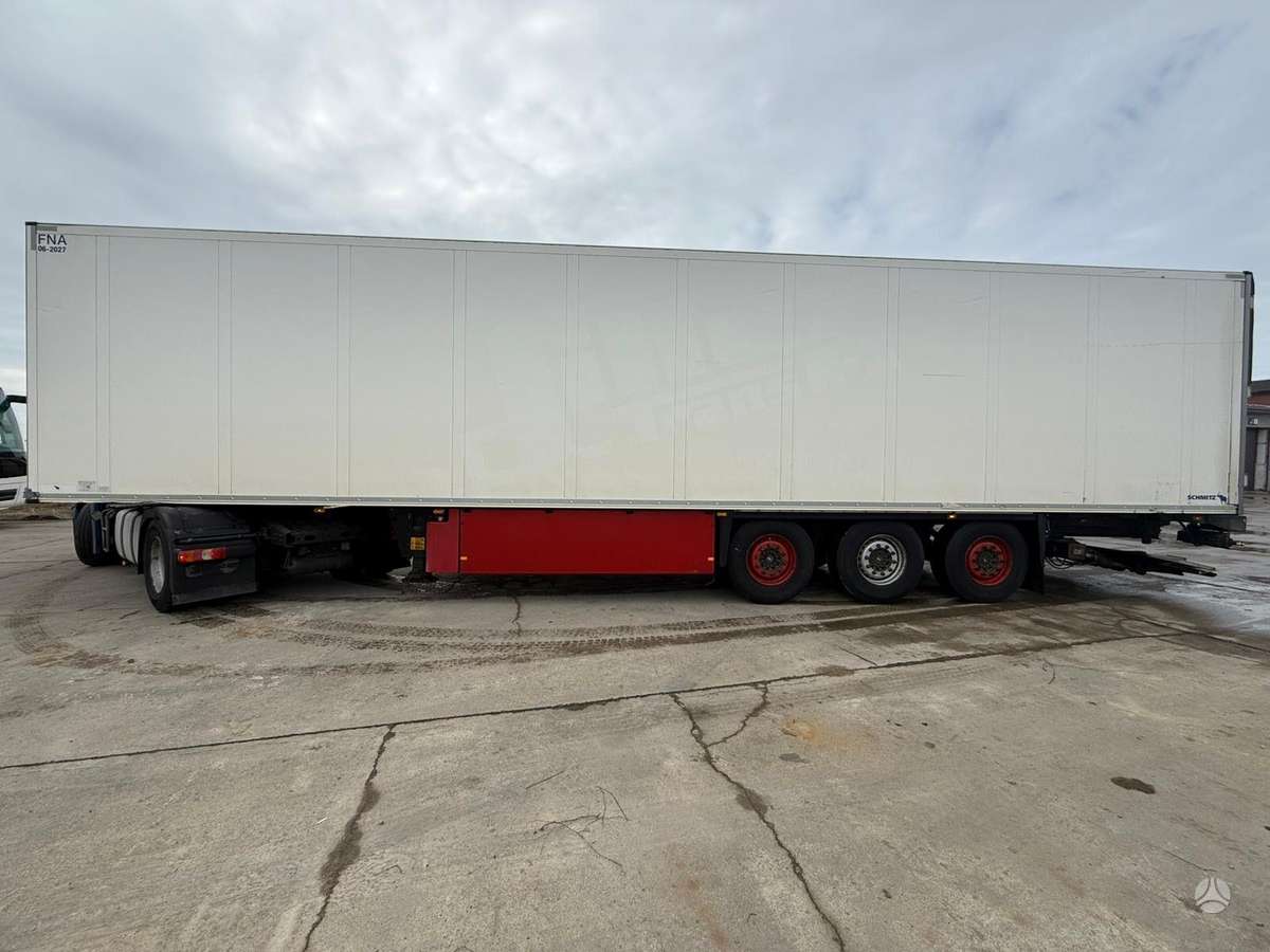 Schmitz SKO24 Carrier Vector 1850Mt, refrigerated