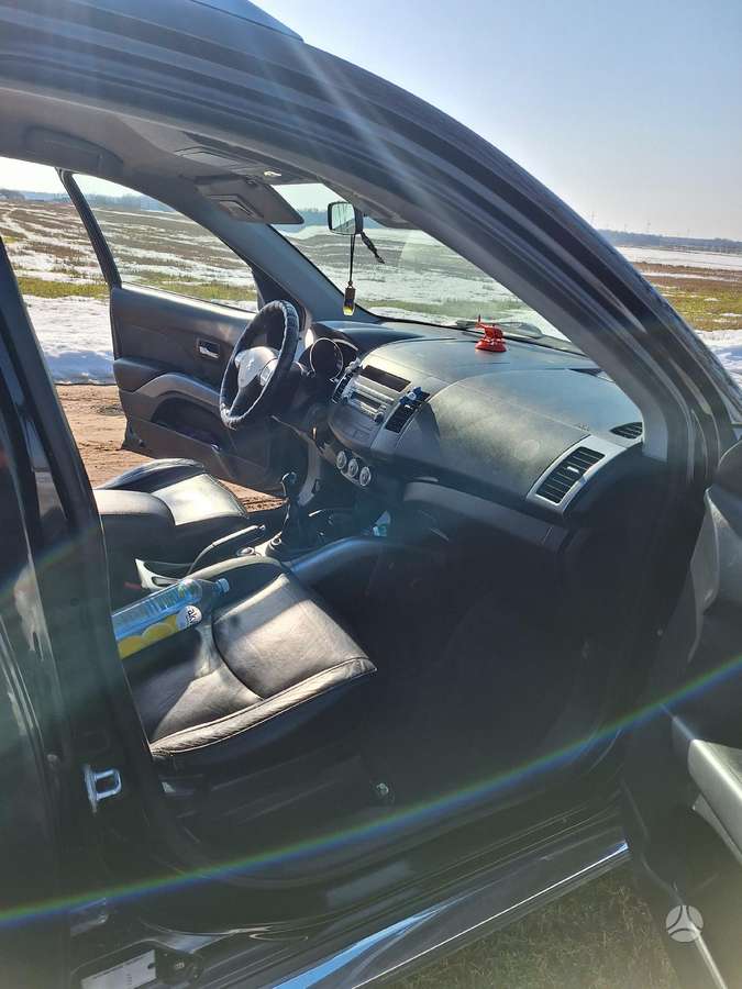 Peugeot 4007 - 4