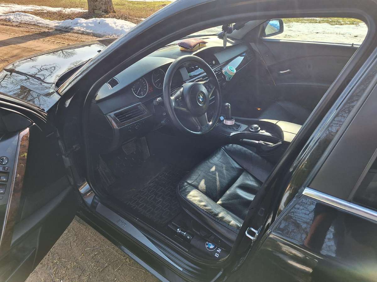 BMW 535, Универсал