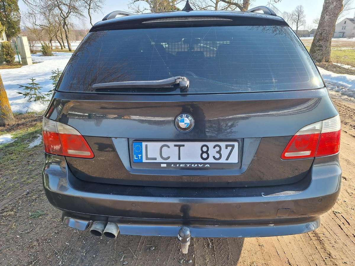 BMW 535, Универсал