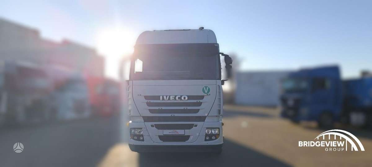 Iveco Stralis 450, double sleeper