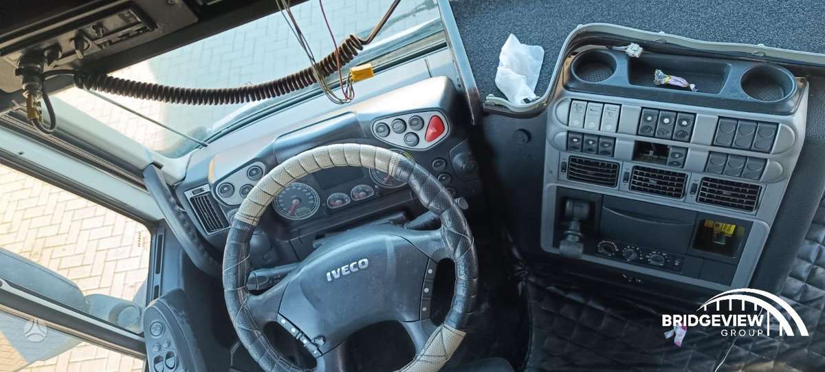 Iveco Stralis 450, double sleeper