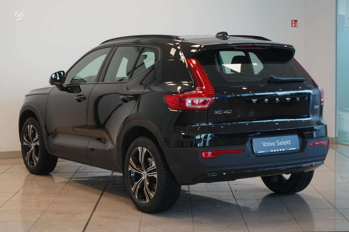 Volvo XC40 - 3