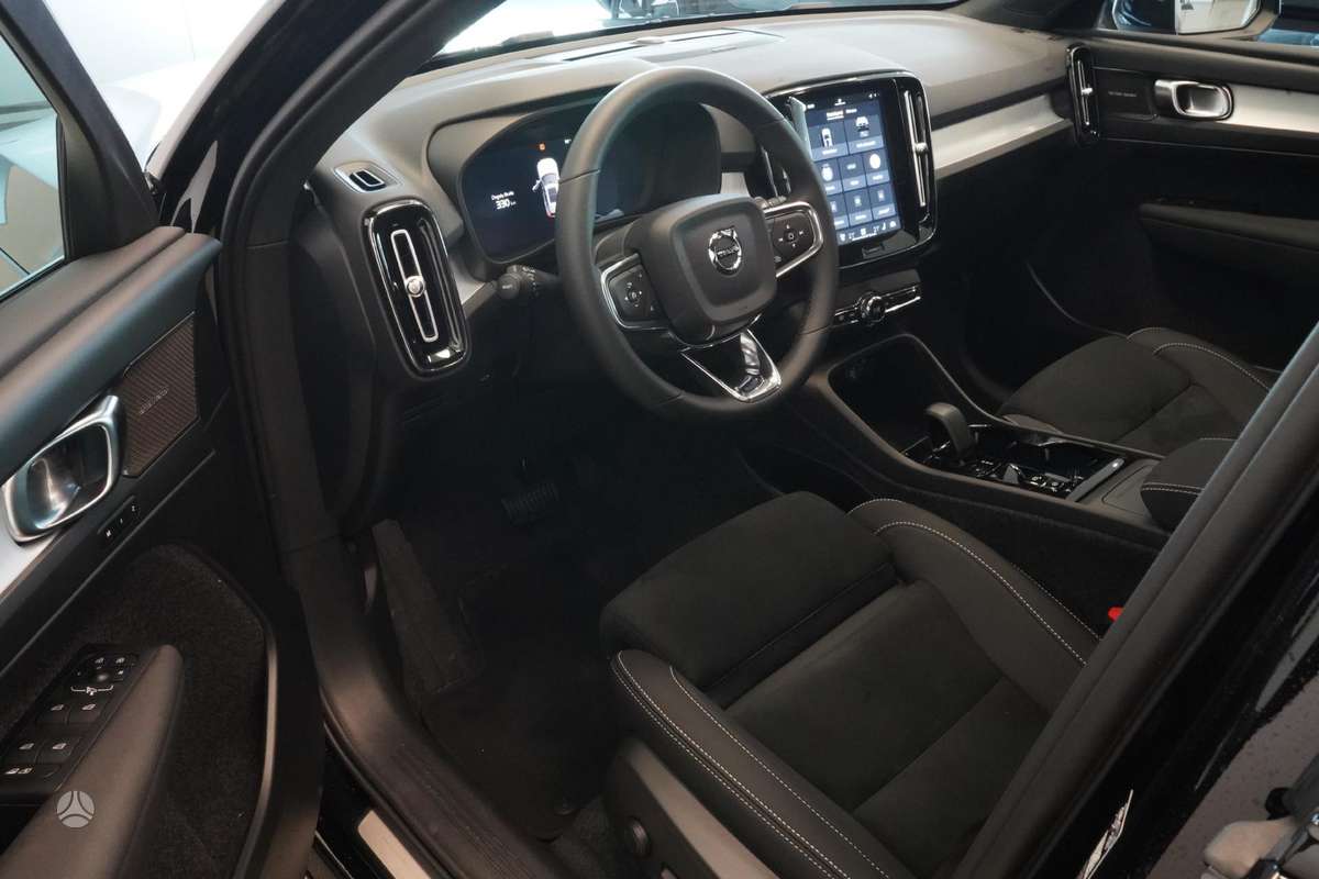 Volvo XC40 - 8