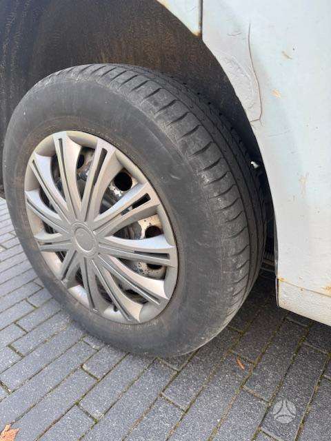Volkswagen Caddy - 3