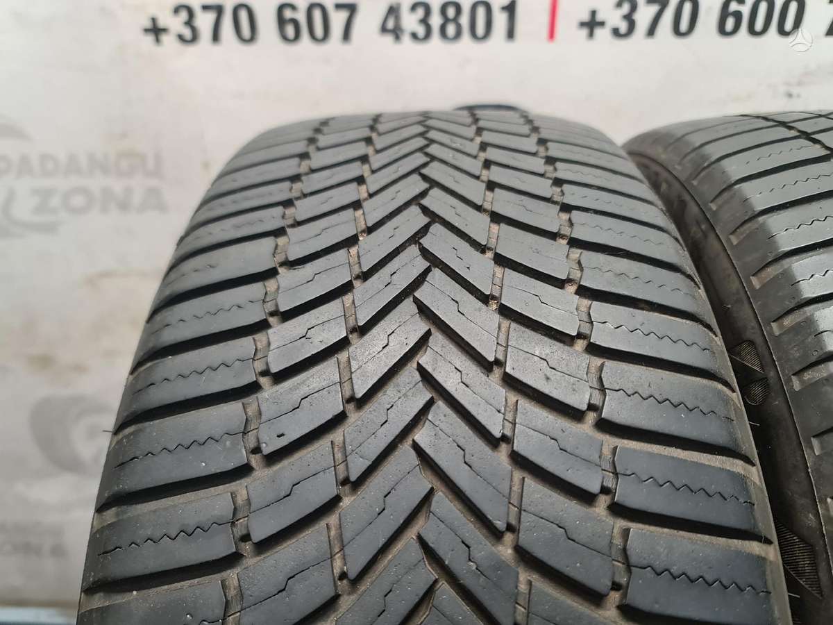 Bridgestone WeatherControl, всесезонные 225/45 R19