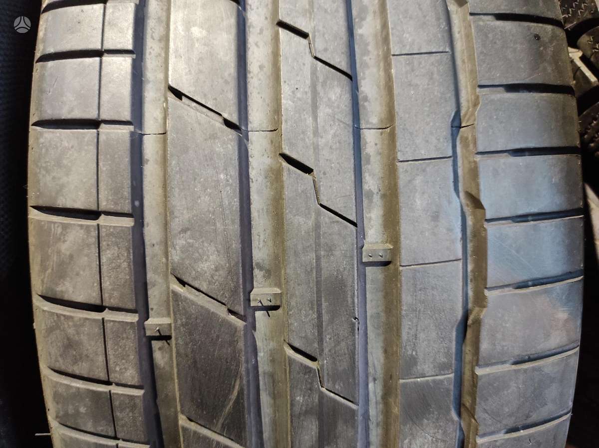 Bridgestone Universalios-Ziemines, vasarinės 255/45 R19