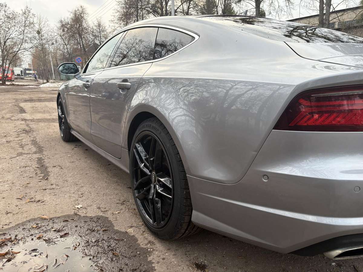Audi A7, 3.0 l., hatchback
