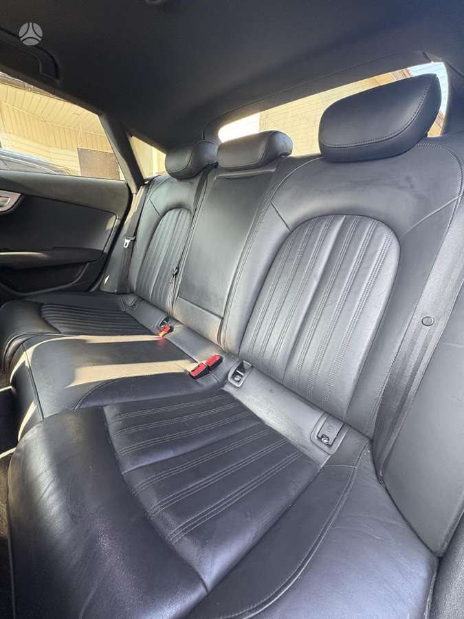 Audi A7, 3.0 l., hatchback