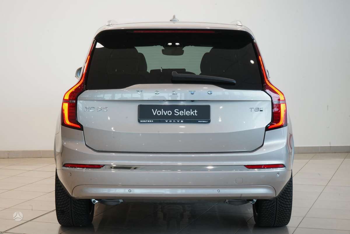 Volvo XC90 - 6