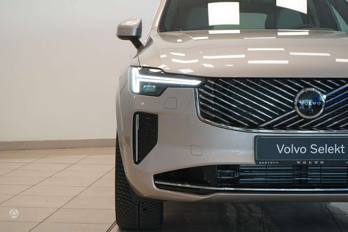 Volvo XC90 - 5