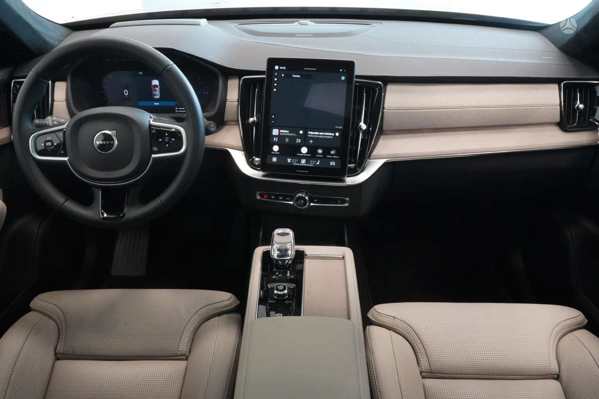 Volvo XC90 - 9