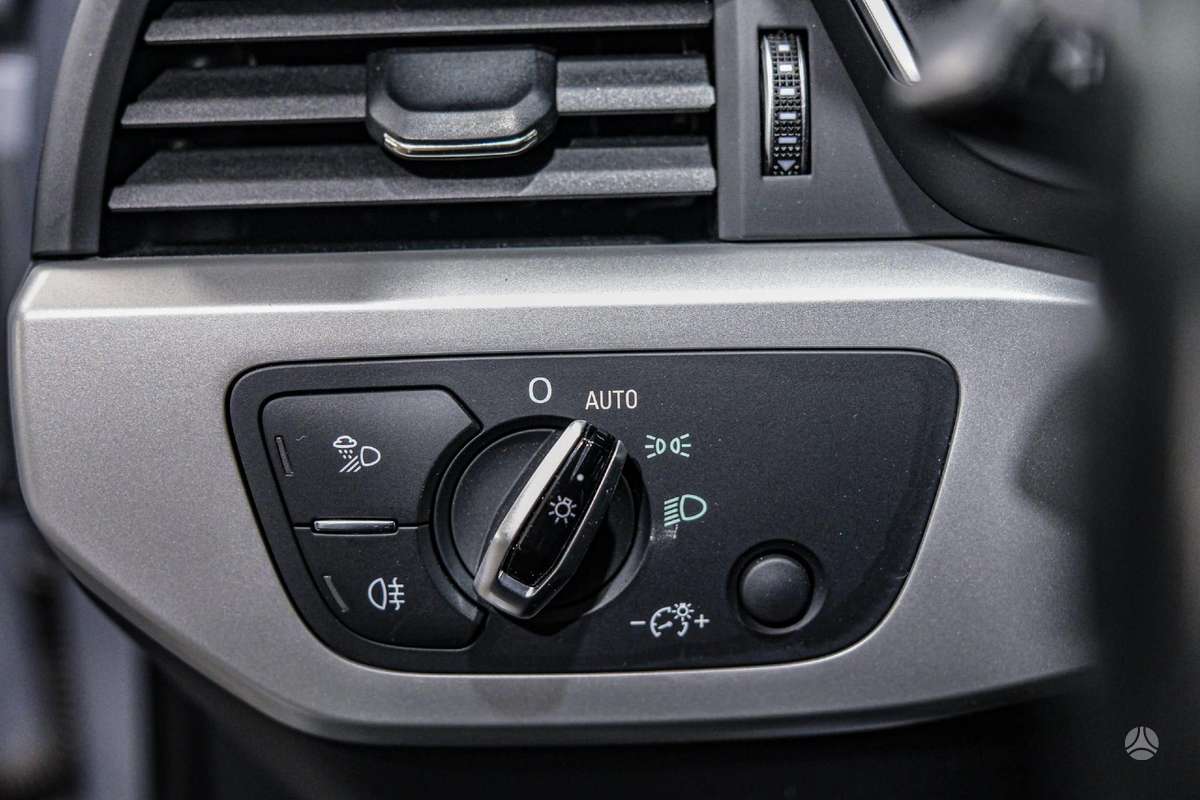 Audi A4, 2.0 l., Универсал