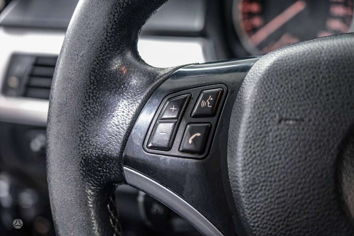 BMW 320, 2.0 l., Седан
