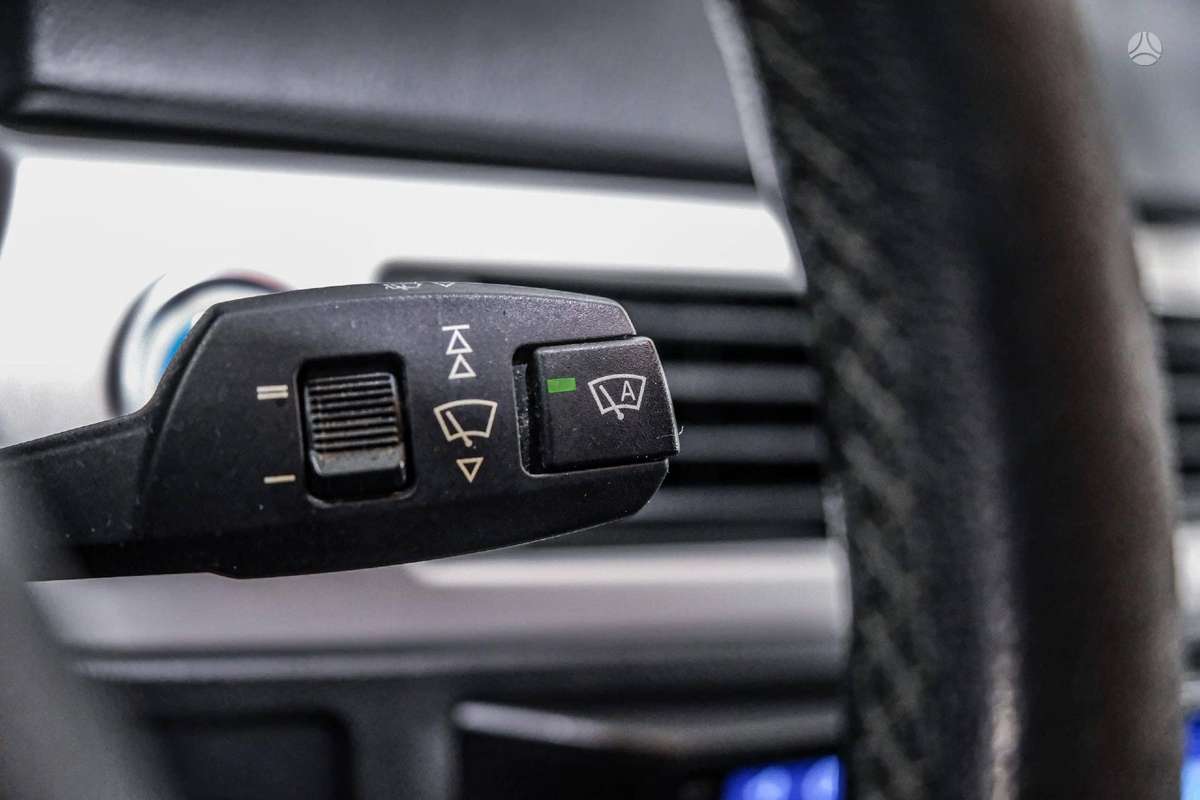BMW 320, 2.0 l., Седан
