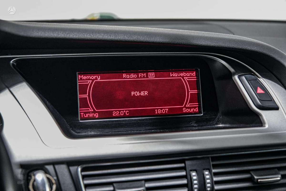 Audi A4, 2.0 l., universalas