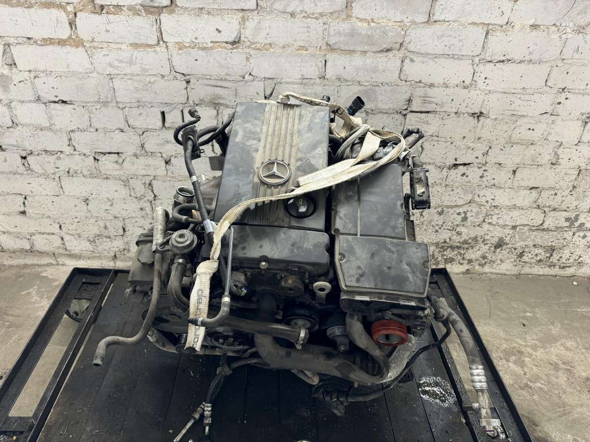 Mercedes-Benz E200, 271.958, engine