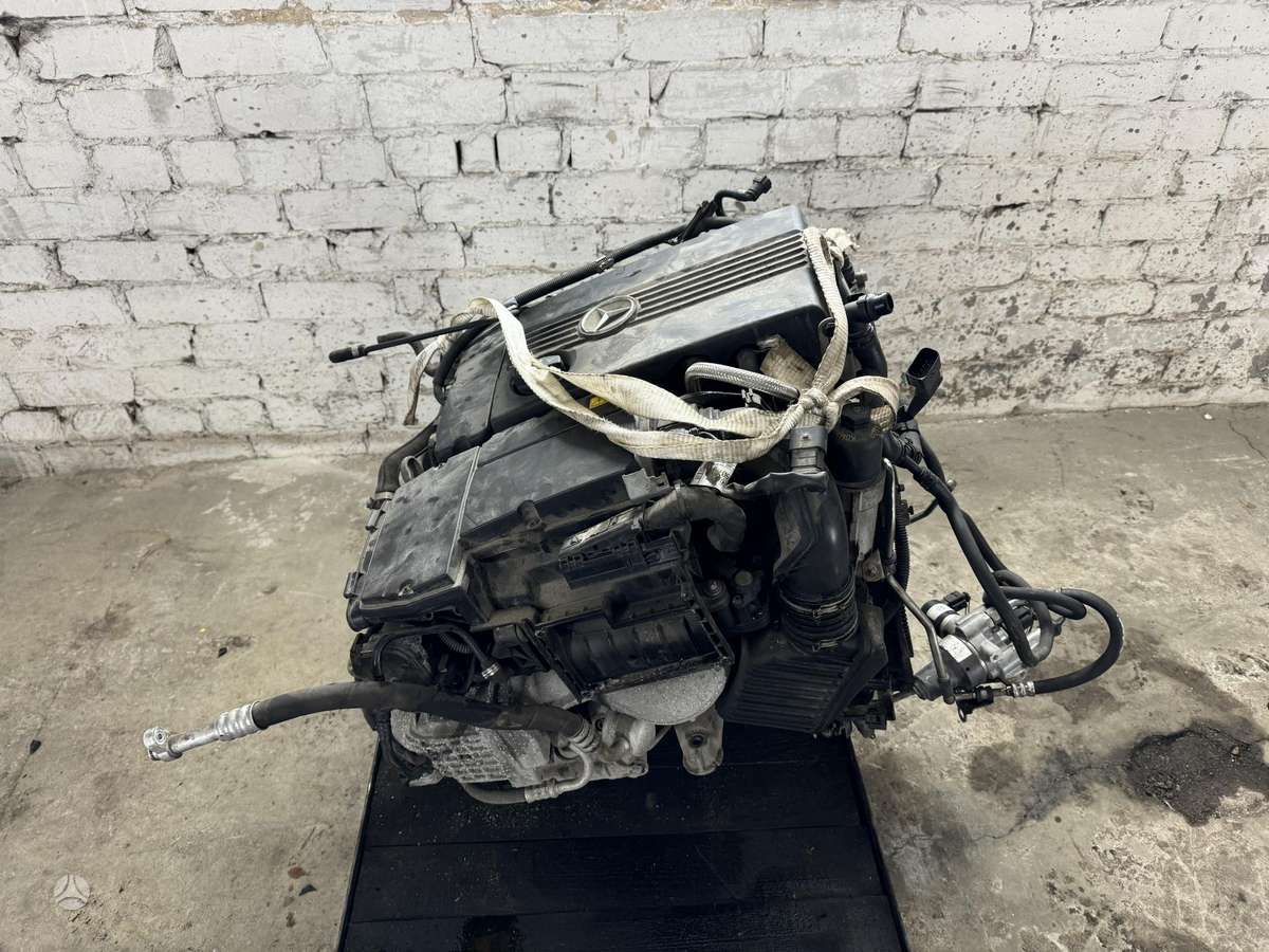 Mercedes-Benz E200, 271.958, двигатель