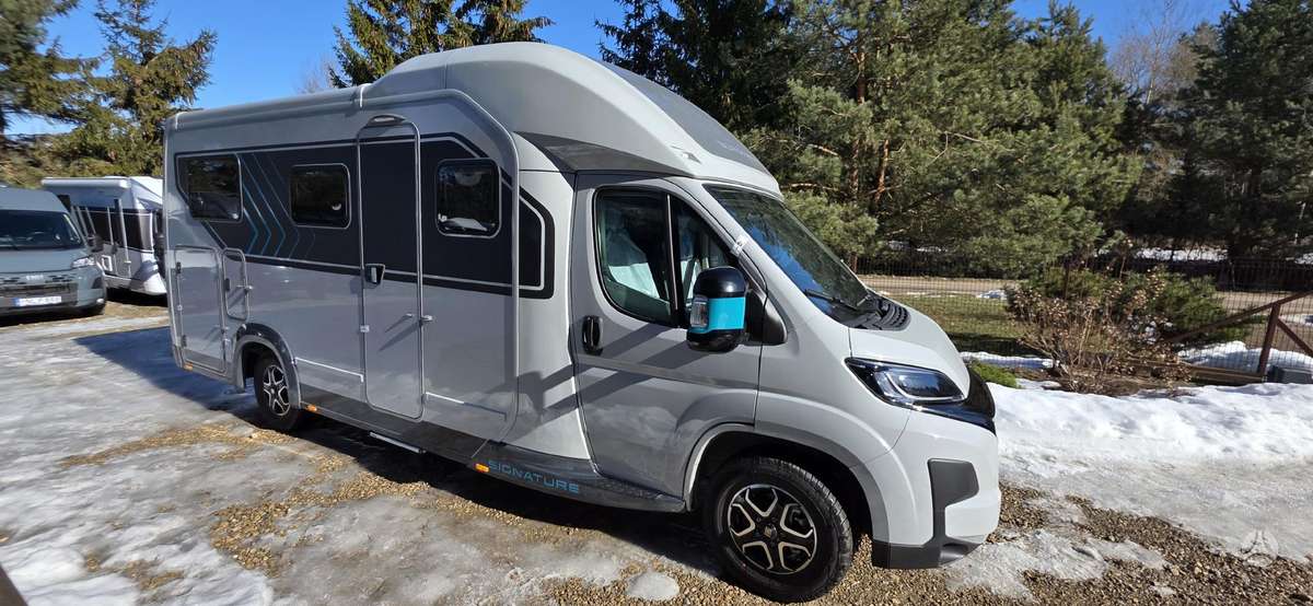 Bürstner Signature 7.1, campers
