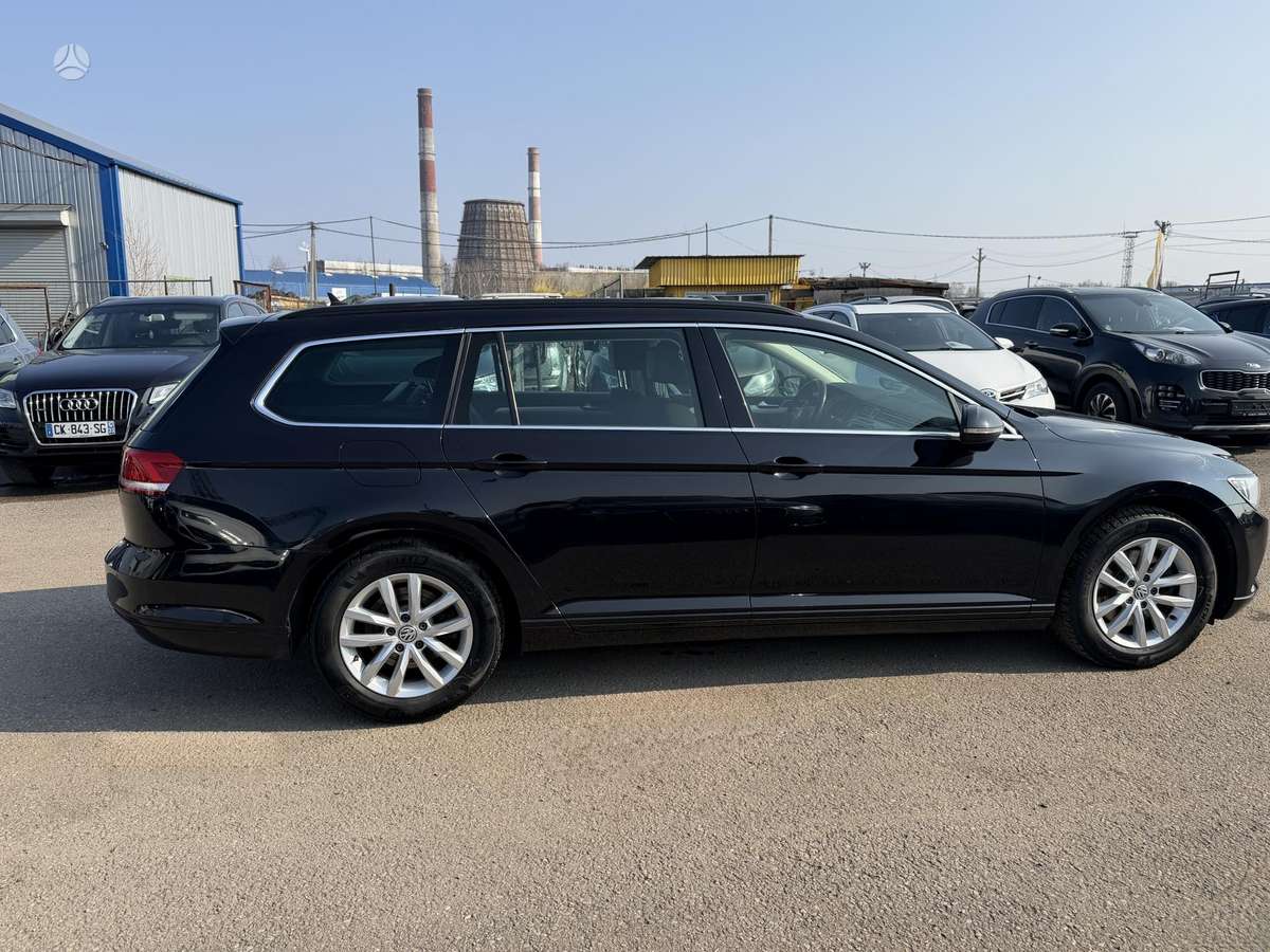 Volkswagen Passat - 5