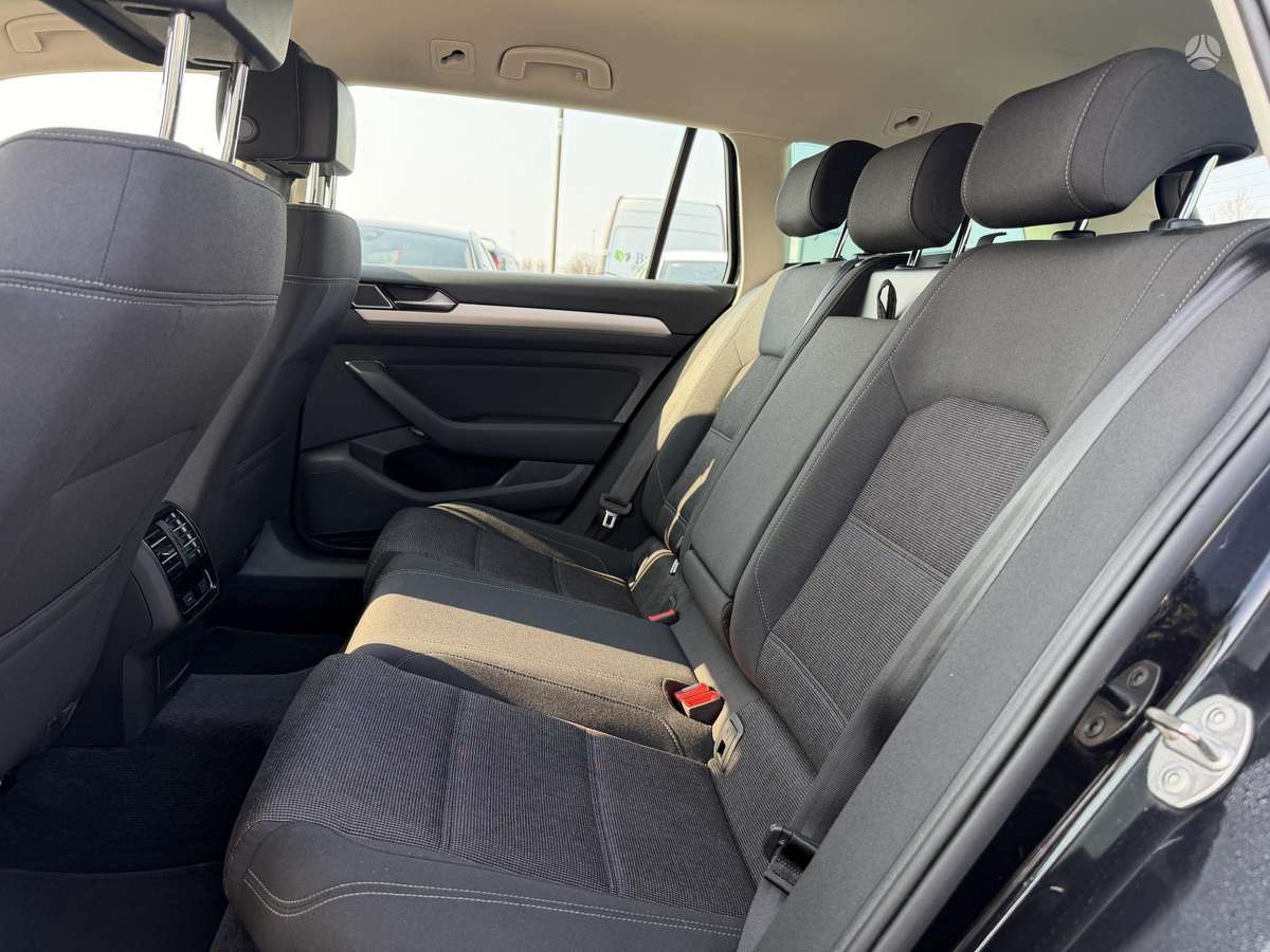 Volkswagen Passat, 2.0 l., Универсал