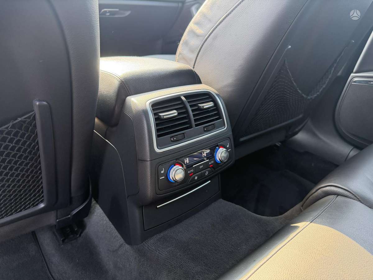 Audi A6, 3.0 l., wagon