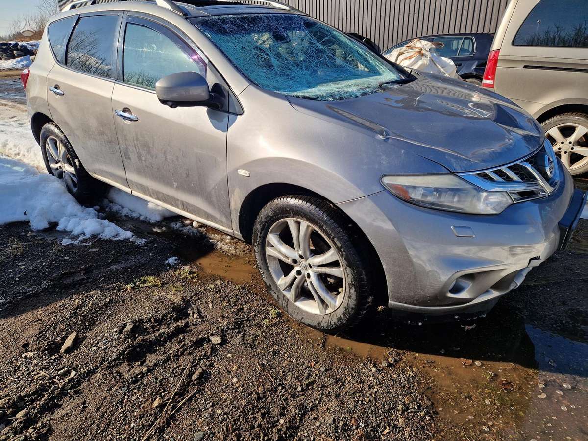 Nissan Murano for parts