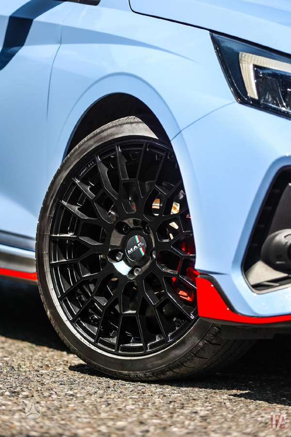 MAK APX Gloss Black, light alloy, R18