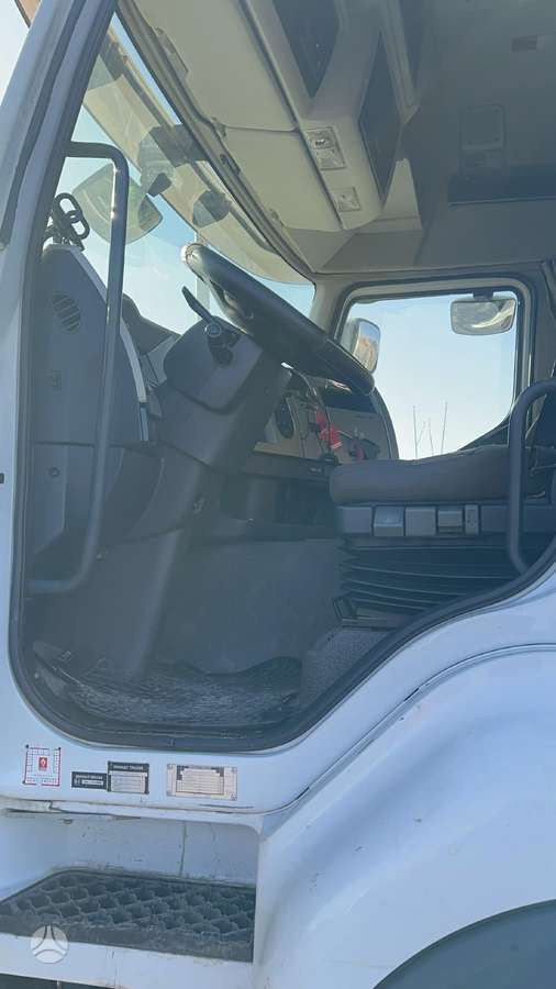 Renault Premium 430, double sleeper