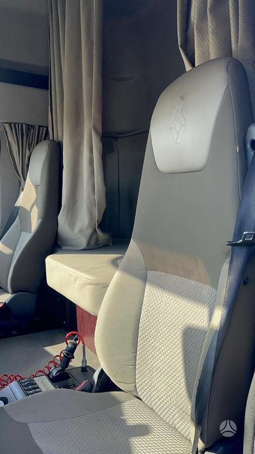 Renault Premium 430, double sleeper