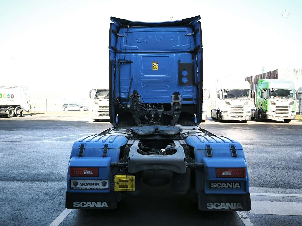 Scania S460, single sleeper