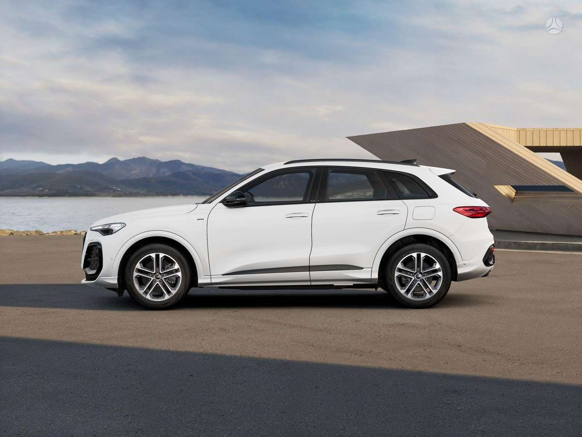 Audi Q5, 2.0 l., visureigis / krosoveris