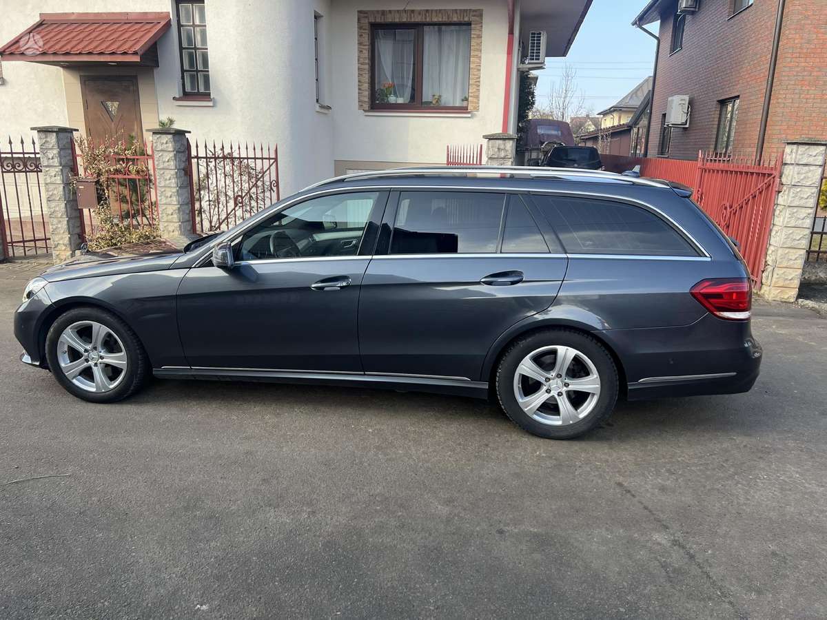 Mercedes-Benz E250, Универсал