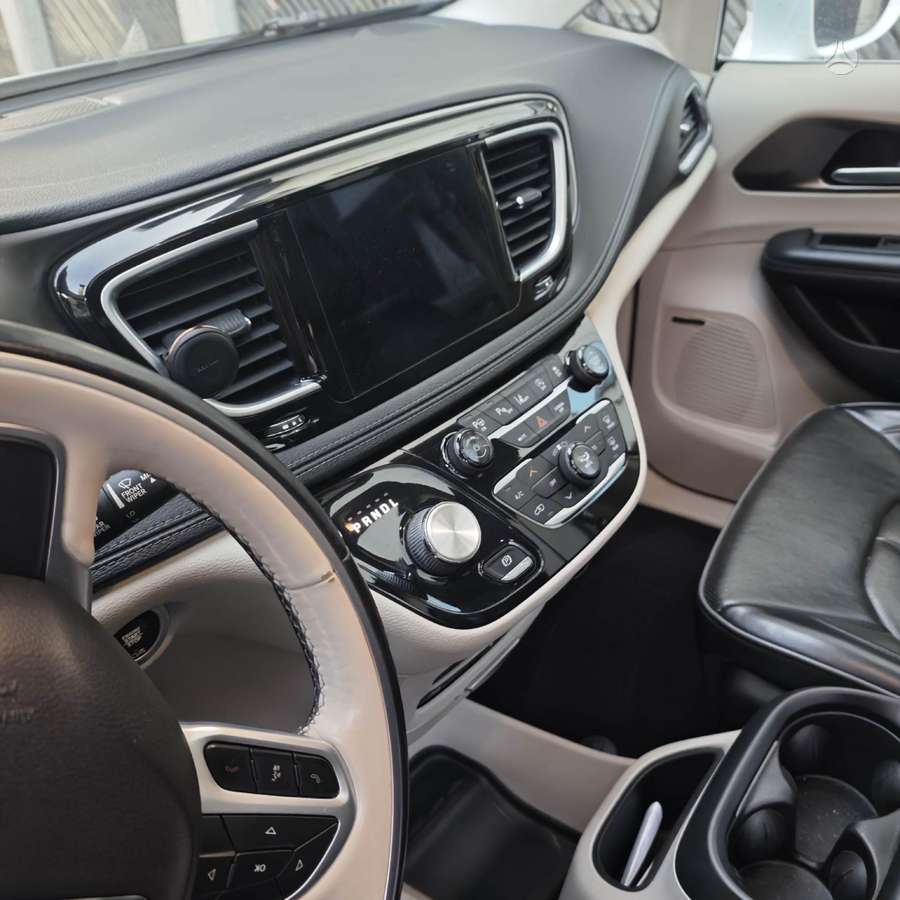 Chrysler Pacifica, 3.6 l., Минивэн