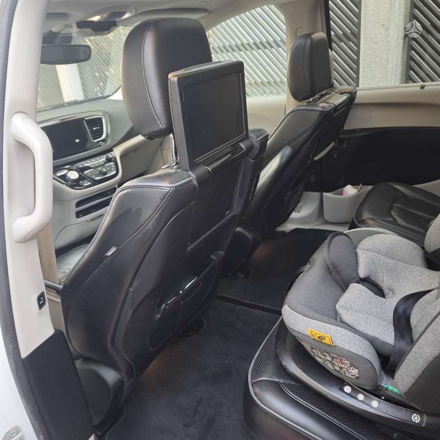 Chrysler Pacifica, 3.6 l., Минивэн