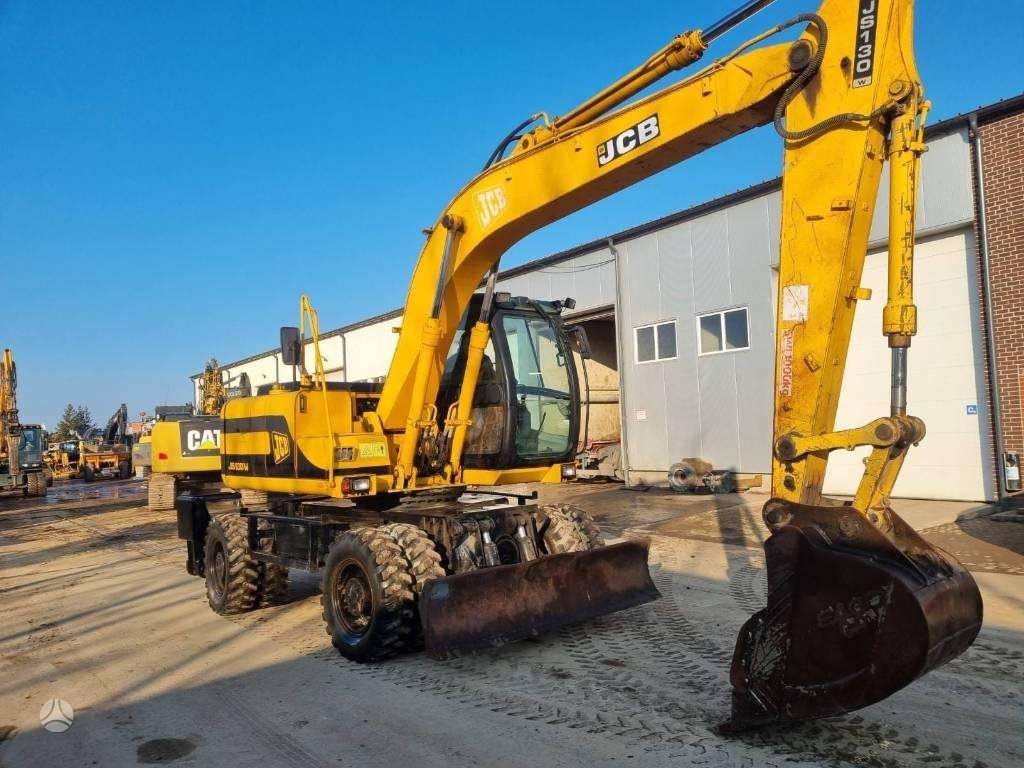 JCB JS130 W, ekskavatoriai