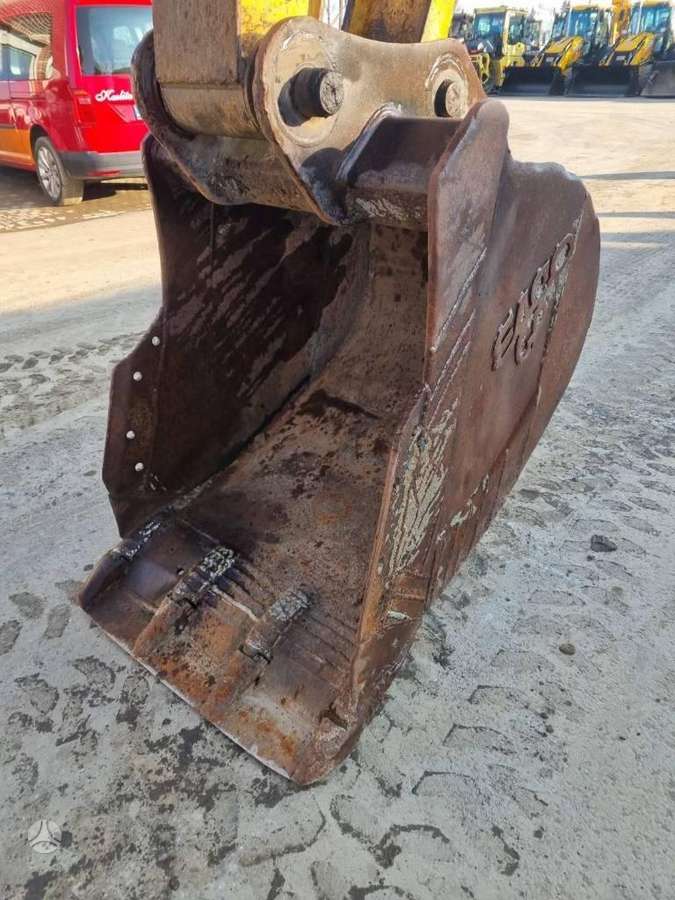 JCB JS130 W, excavator