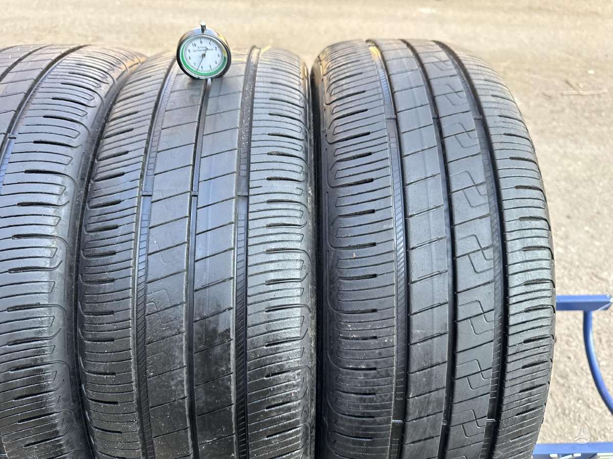 Goodyear EfficientGrip, летние 205/50 R19