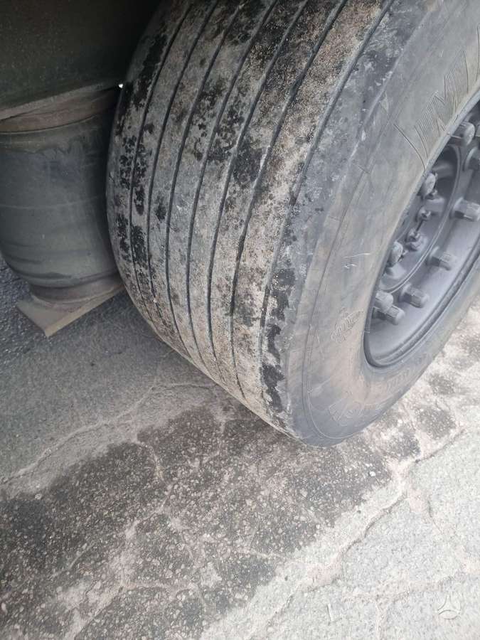 MAN TGX MEGA, 2 спальных места