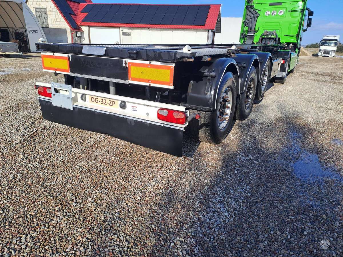 Van Hool, container