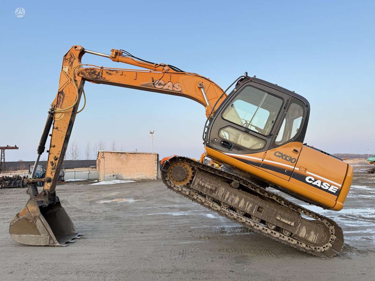 Case CX 130, excavator