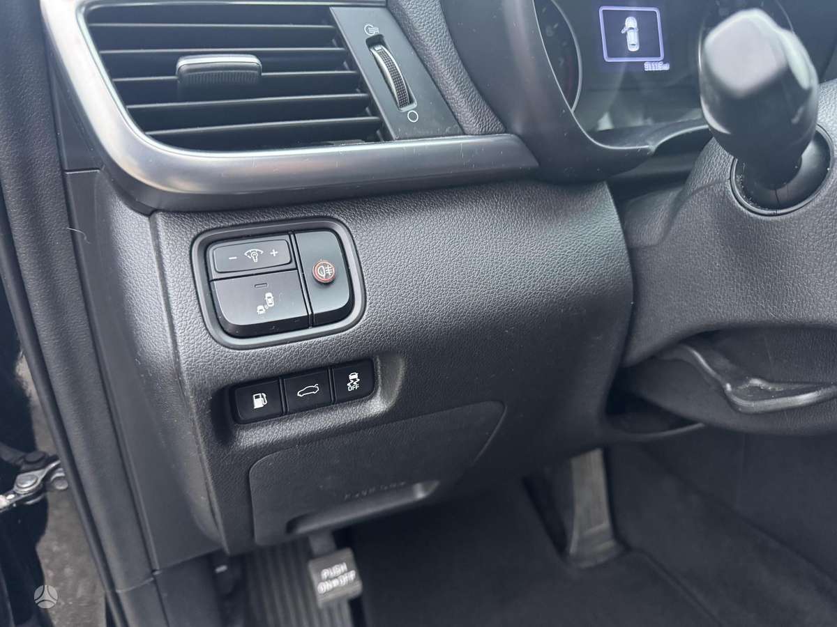 Kia Optima, 2.4 l., Седан