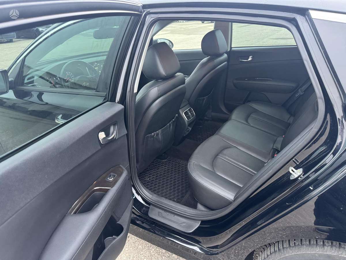 Kia Optima, 2.4 l., Седан