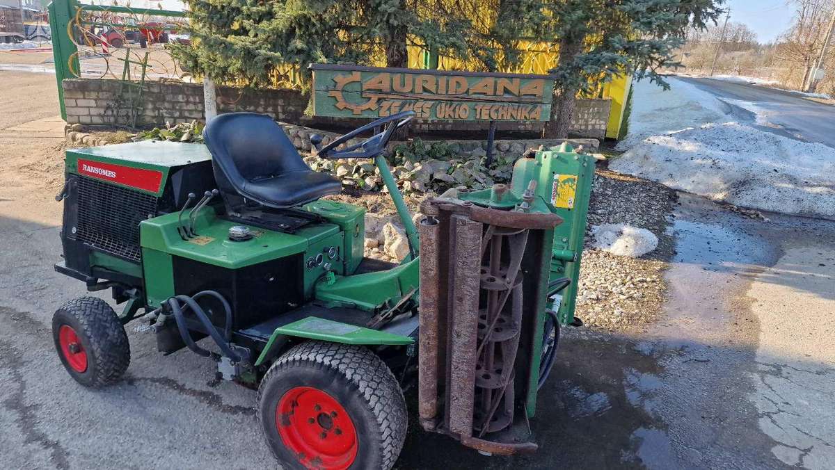 RANSOMES 213d, dārza traktori