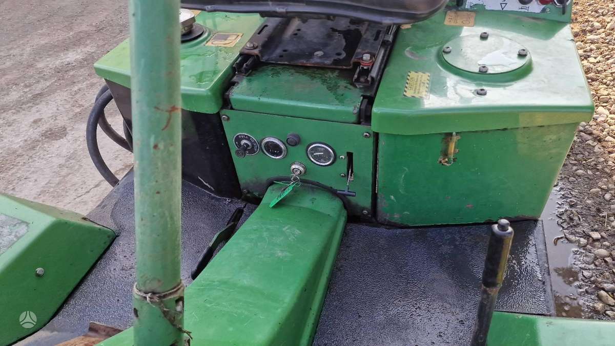 RANSOMES 213d, садовые тракторы