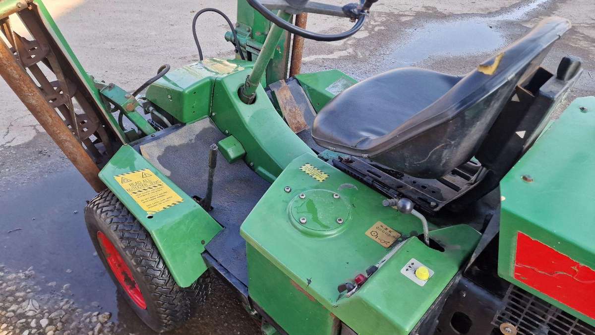 RANSOMES 213d, садовые тракторы