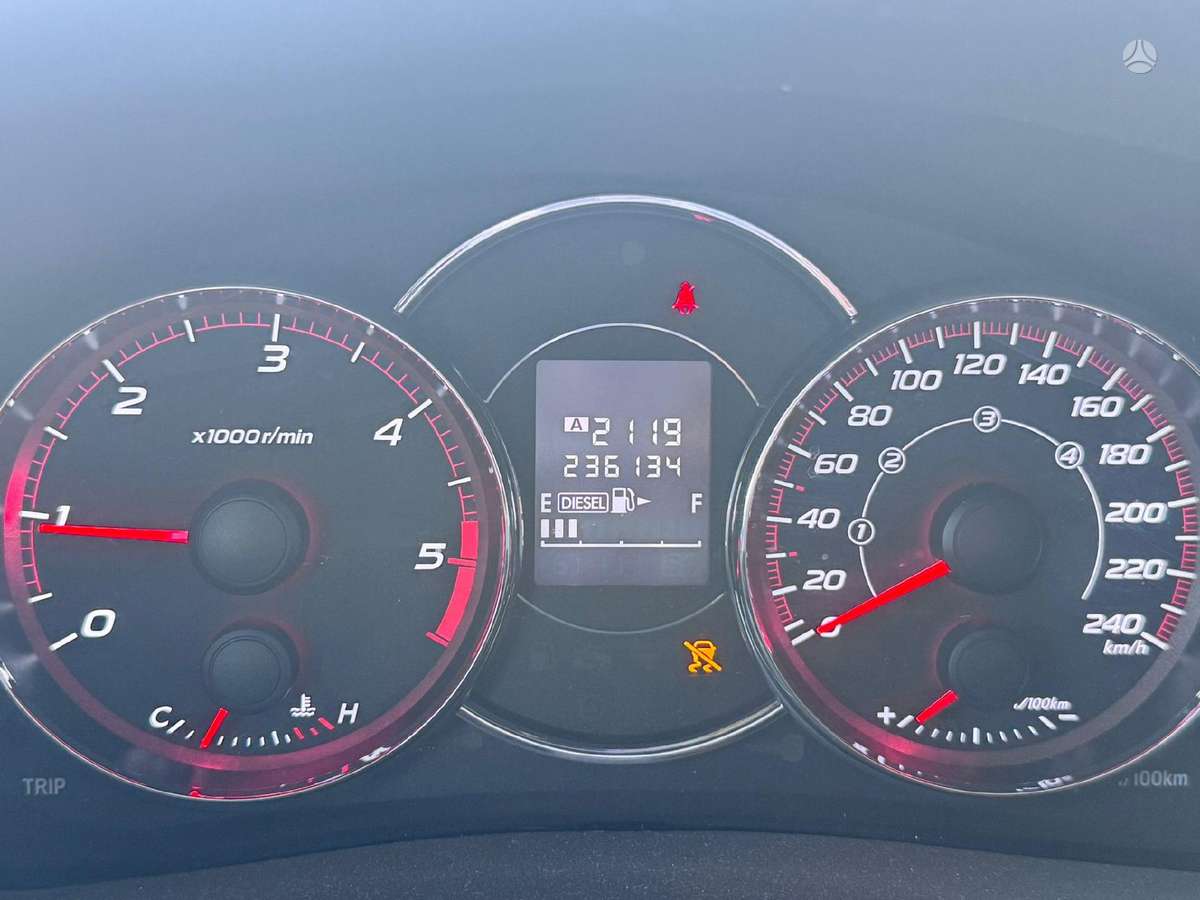 Subaru Forester, 2.0 l., off-road / crossover