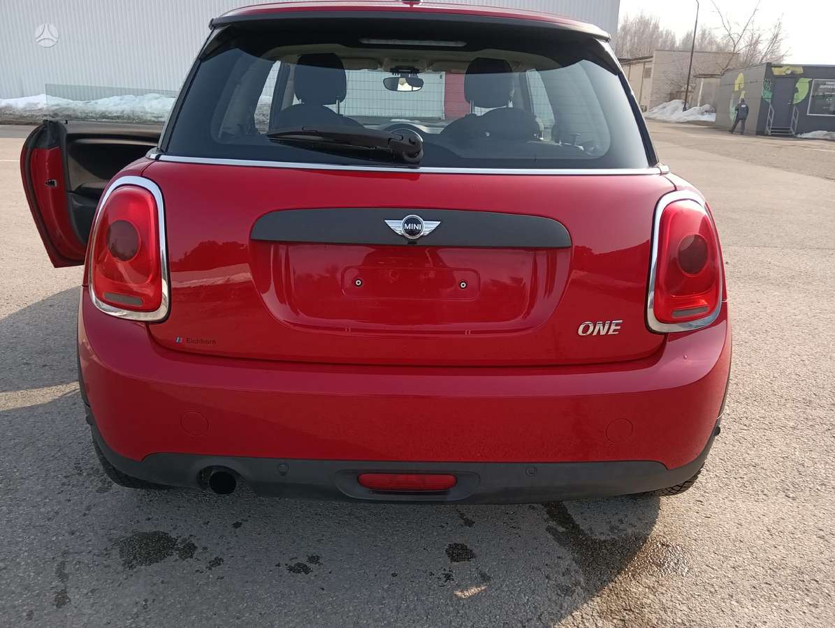 Mini One, 1.2 l., hatchback